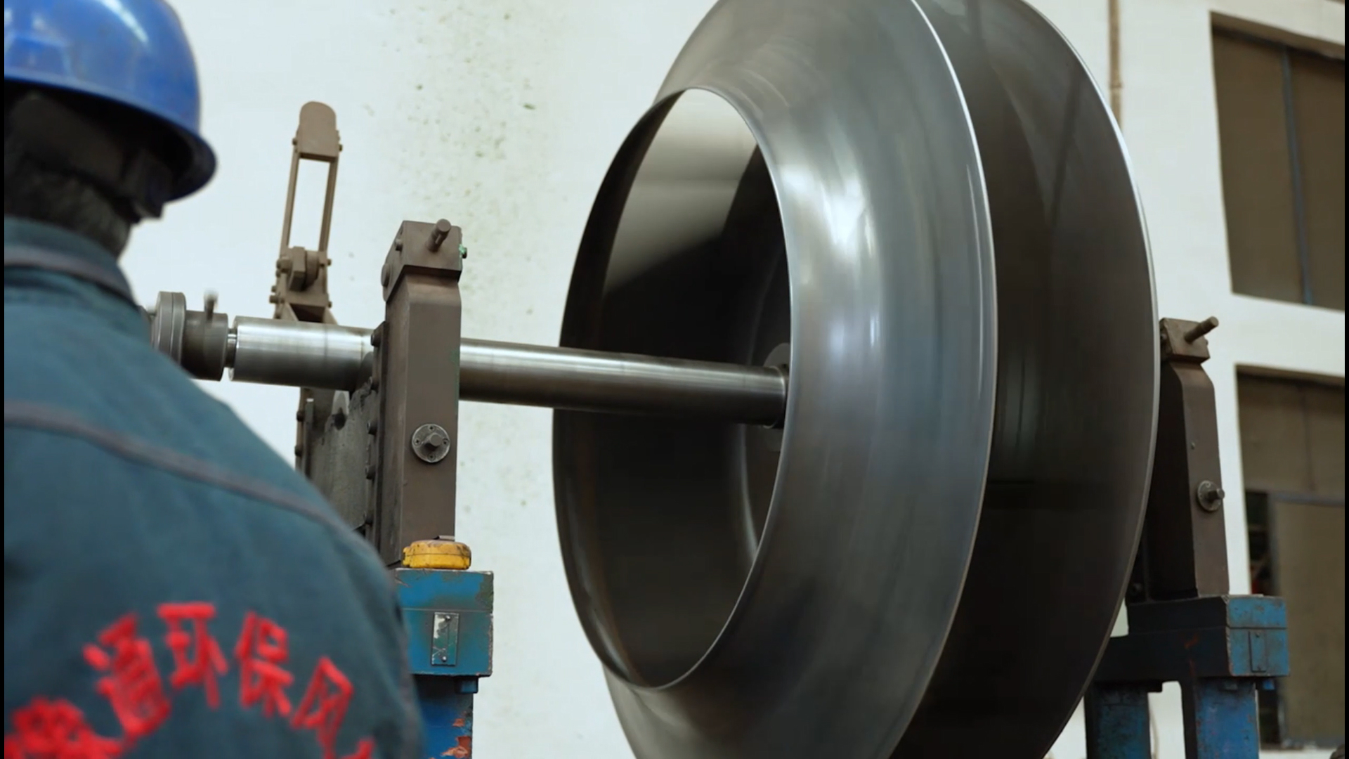 ISO 1940 G2.5 dynamic balancing calibration for heavy-duty blower impeller